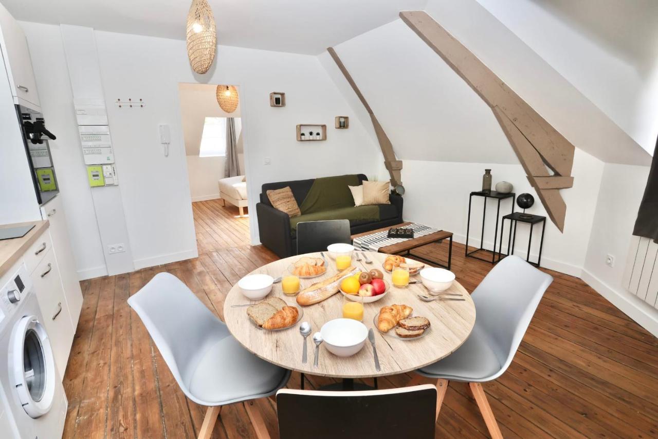 Napoleon Gare 7 T2 Dernier Etage Bylocly Apartment Pontivy Exterior photo